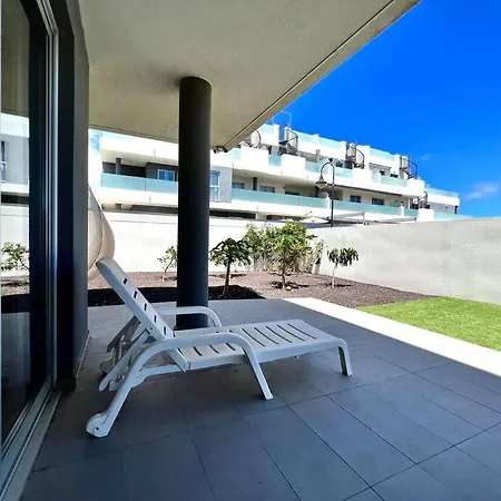 Apartment 2 Bedrooms And Terrace